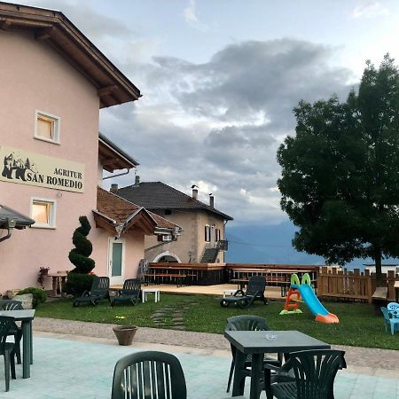 San Romedio Agriturismo Romeno Kültér fotó